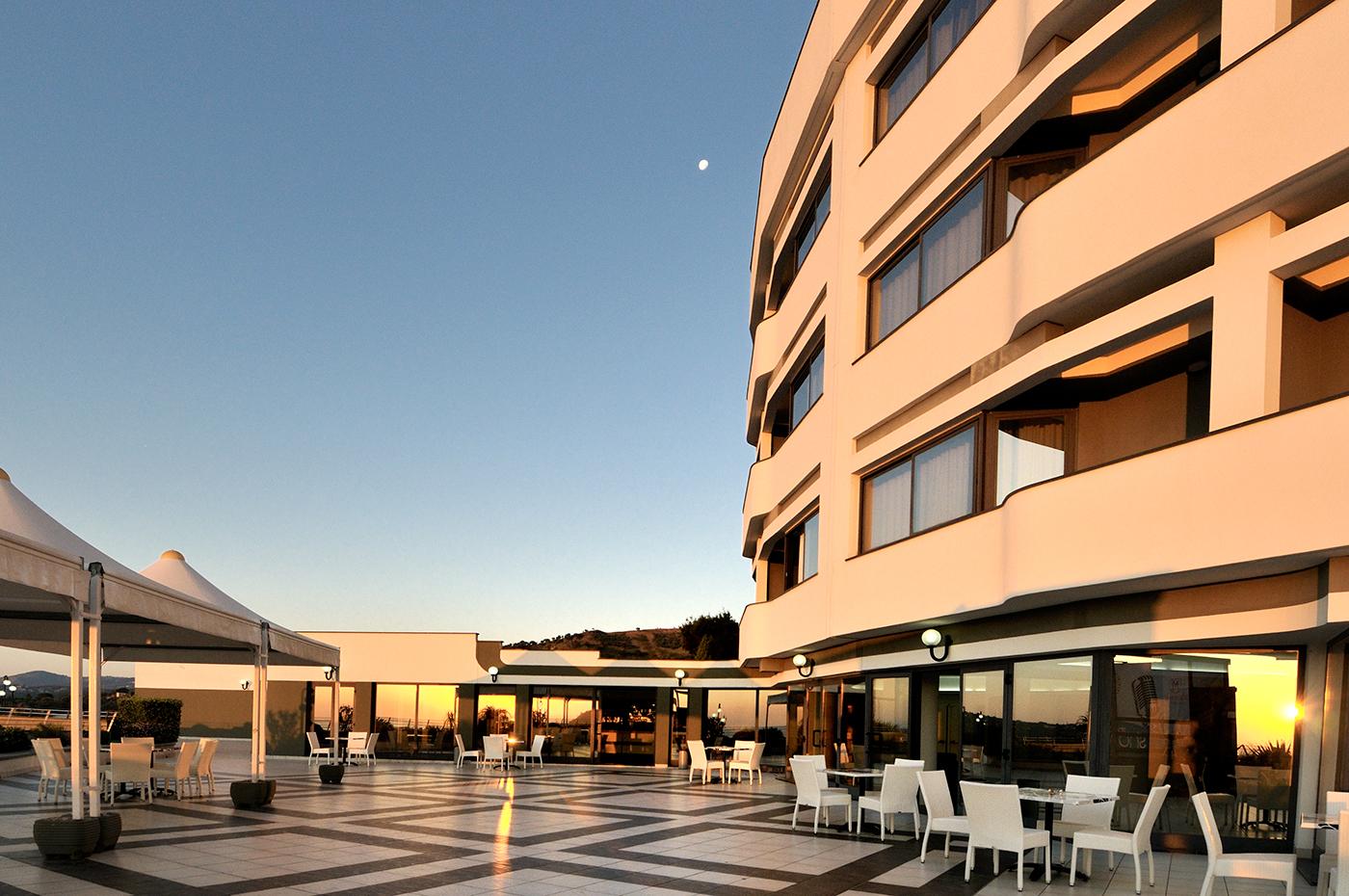 Park Hotel Mirabeau Montepaone Esterno foto
