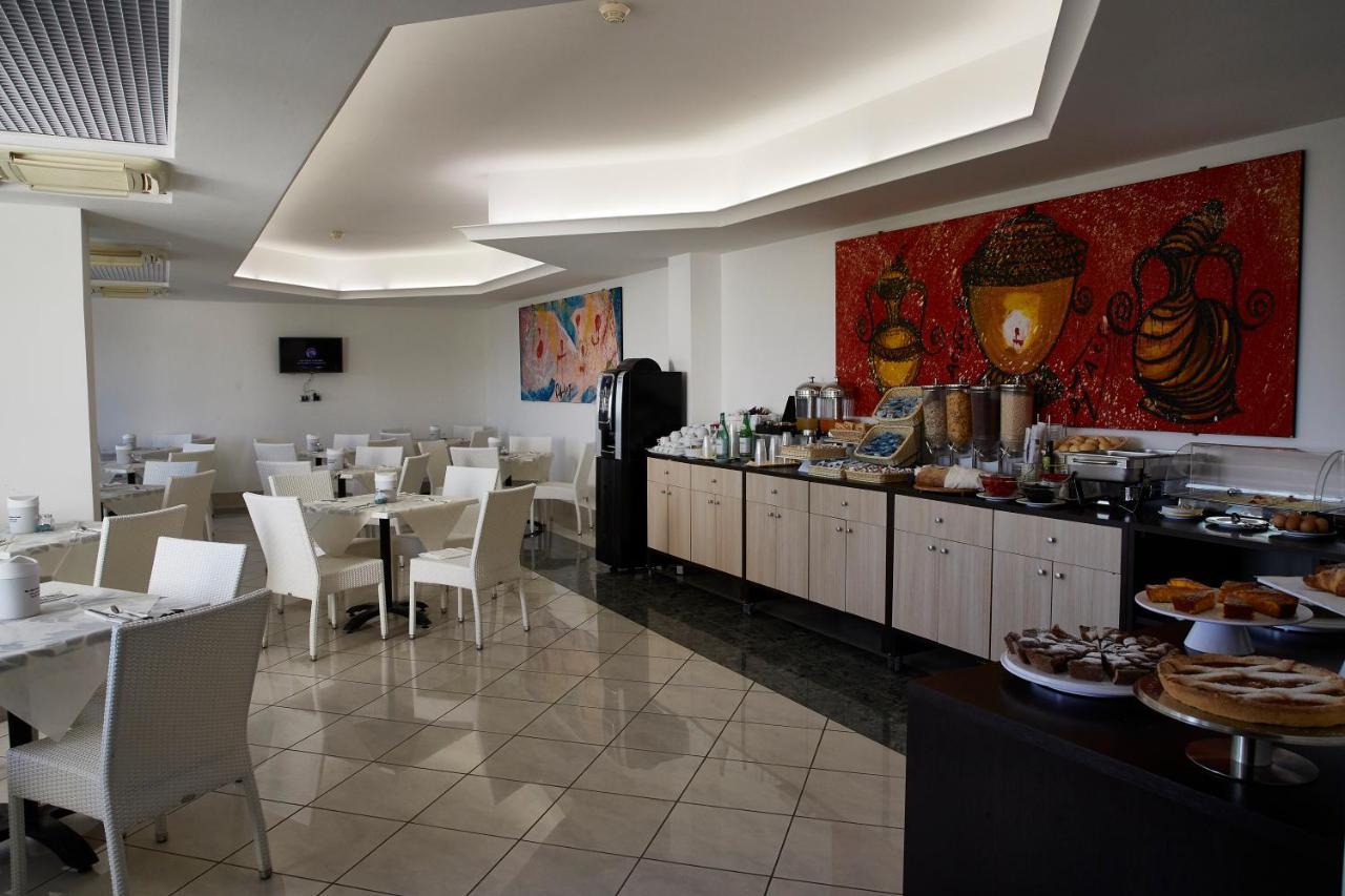 Park Hotel Mirabeau Montepaone Esterno foto