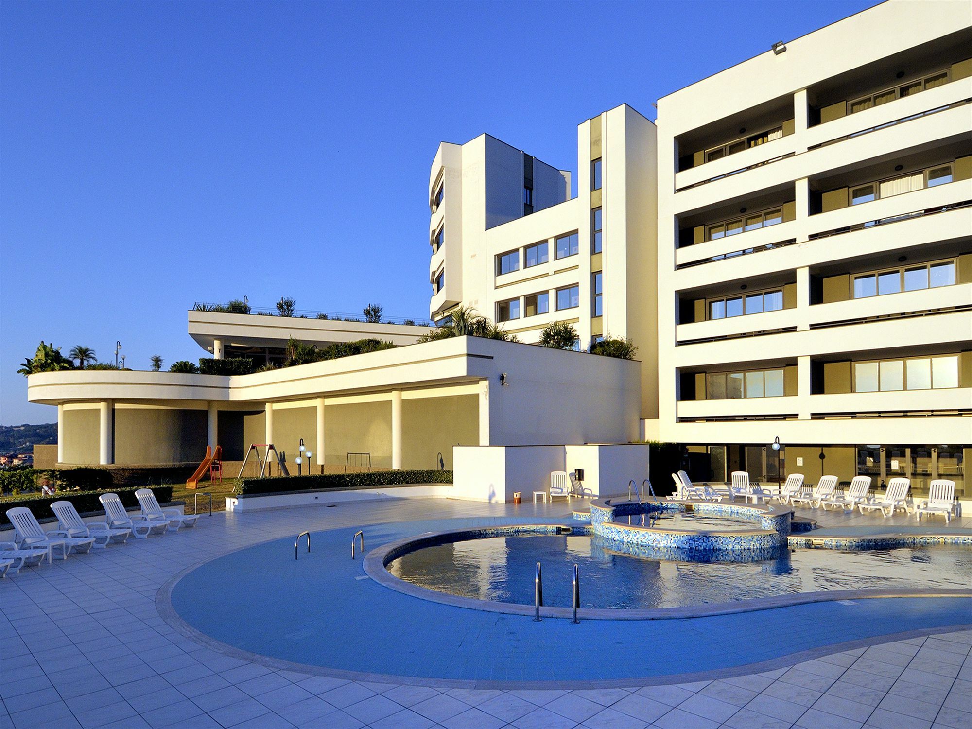 Park Hotel Mirabeau Montepaone Esterno foto